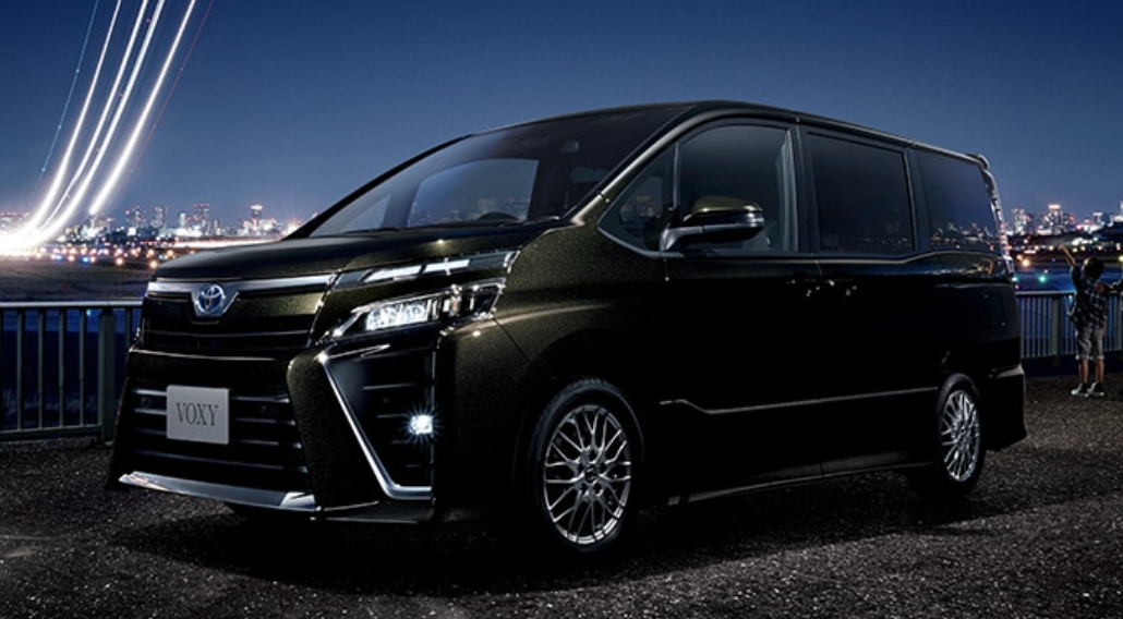 トヨタヴォクシーハイブリッドの値引き方法は 相場やリセール価格について紹介 クルマーク ねもなお